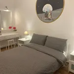 Cozy Flat At Rhodes Centre